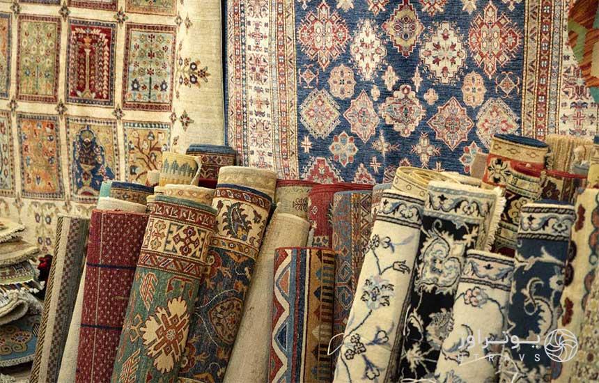 بازار فرش در شیراز